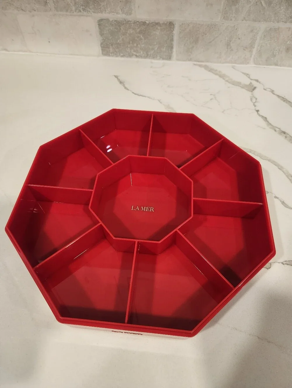 La Mer Red Octagon Accessory Organizer Luxury Display Storage Vanity/Jewelry Box